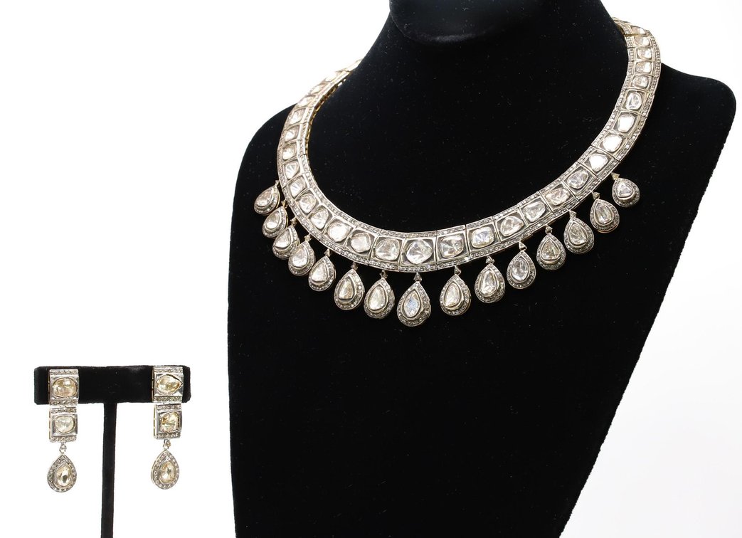 Single Line Polki Diamond Necklace and Earrings, 50 carats
