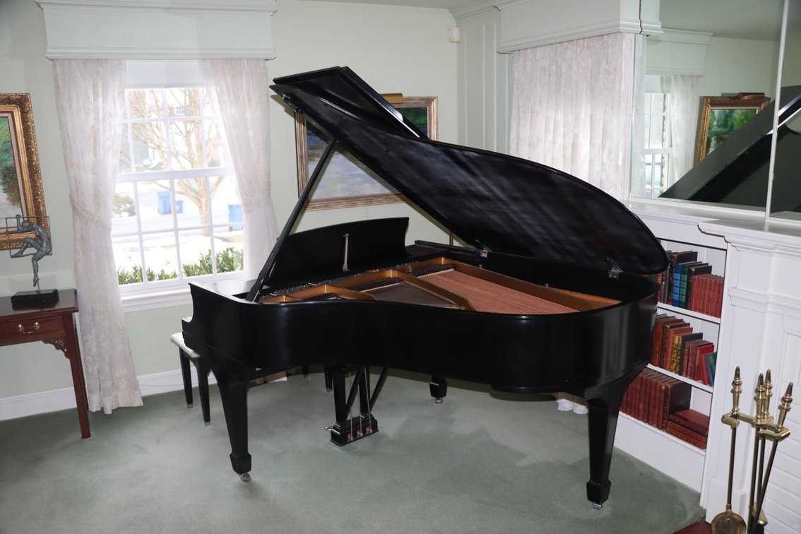 Steinway Model L Grand Piano 