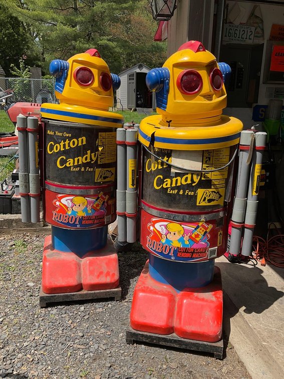 Robot Cotton Candy Vending Machines