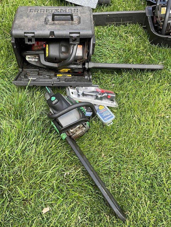 Chainsaws 