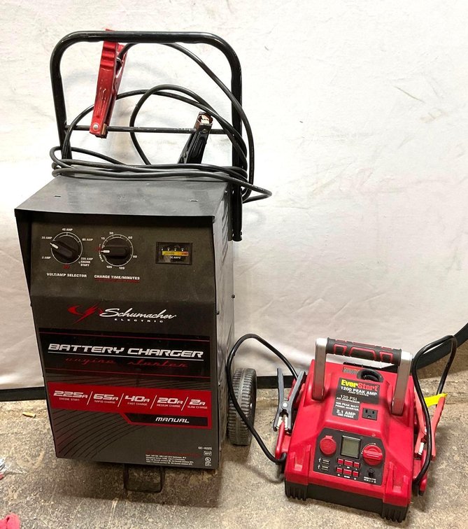 Schumacher Battery Charger and Ever Start Jump Starter