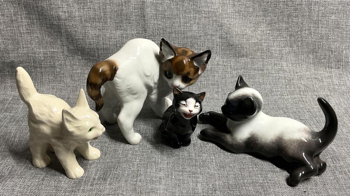 Porcelain Cats