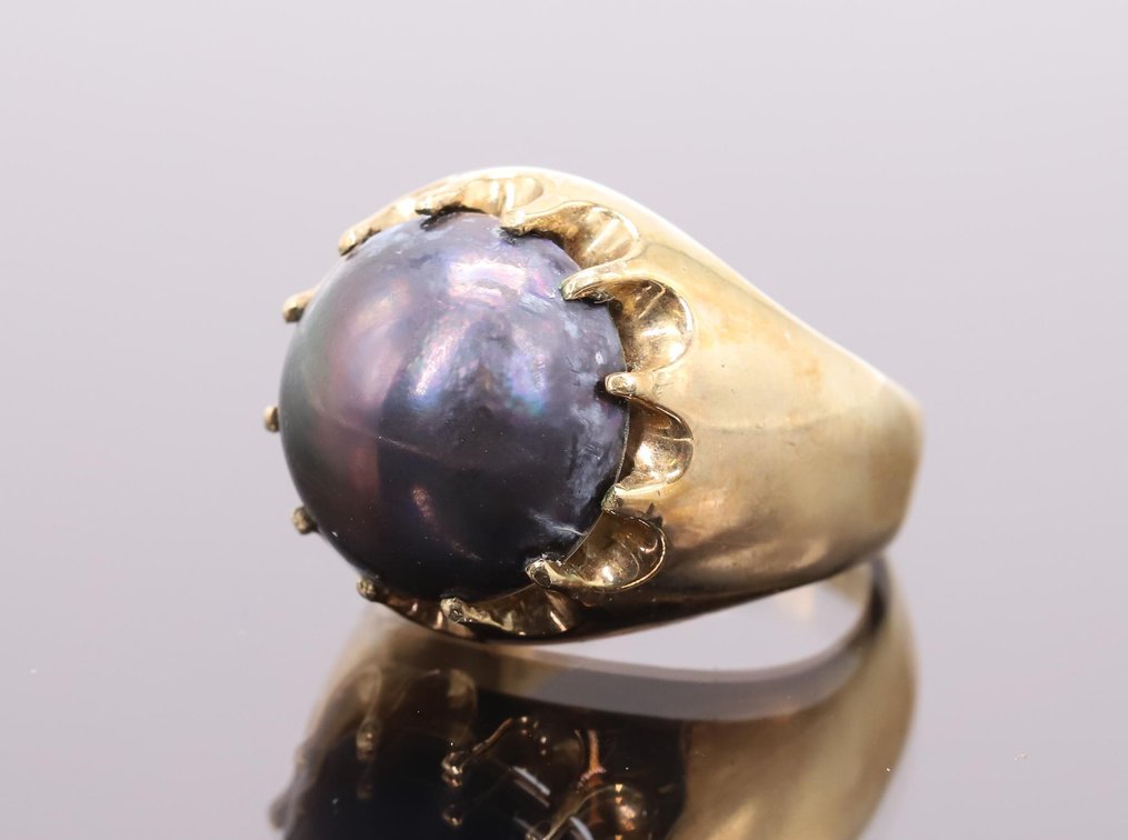 10k Black Tahitian Pearl Ring