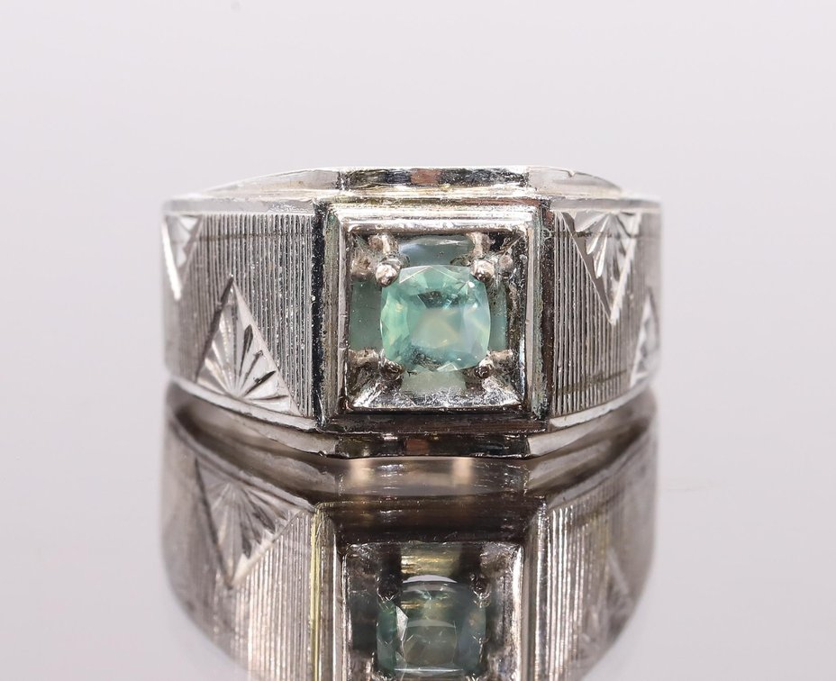 14k WG Alexandrite Ring