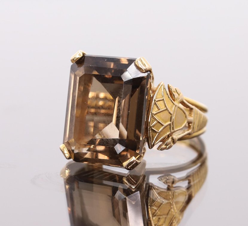 18KY Gold Smoky Quartz Ring
