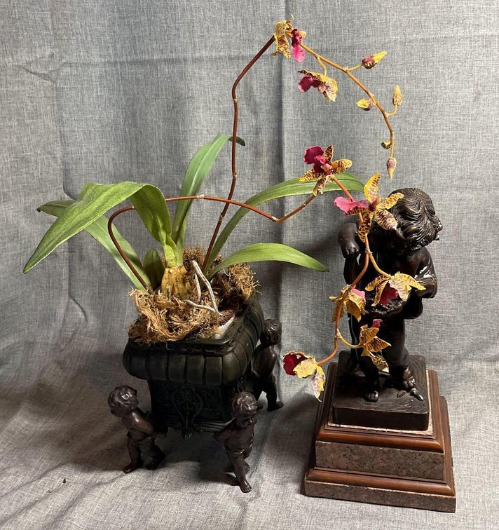 Statue and Centerpiece Bowl