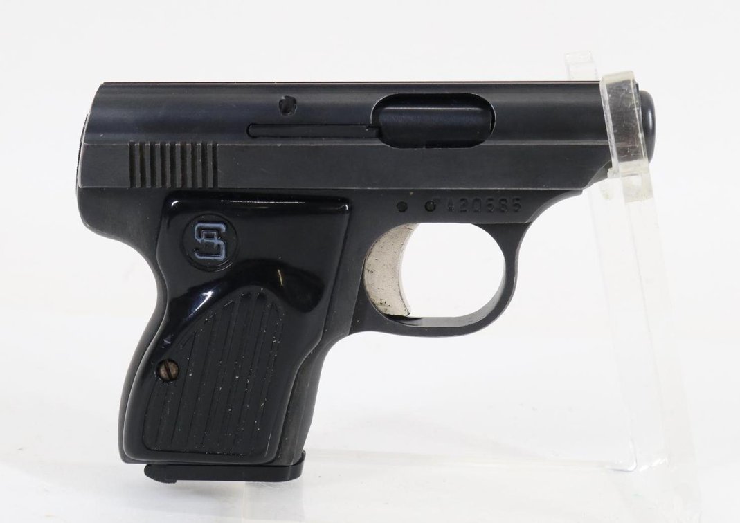 Sterling Model 302 Pocket Semi Automatic Pistol