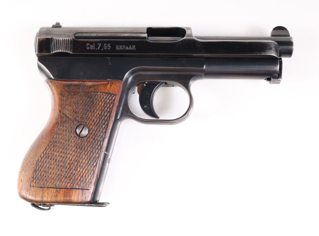 German Mauser Werke Oberndorf Model 1934 Semi Automatic Pistol