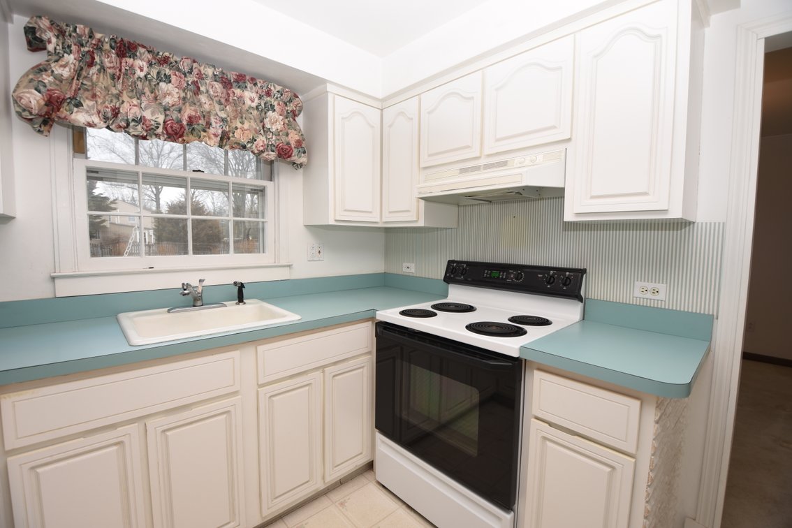 Image for Sold! Real Estate For Auction | 77 Lenape Drive, Doylestown PA 18901 | March 31, 2026 at 4:00 PM