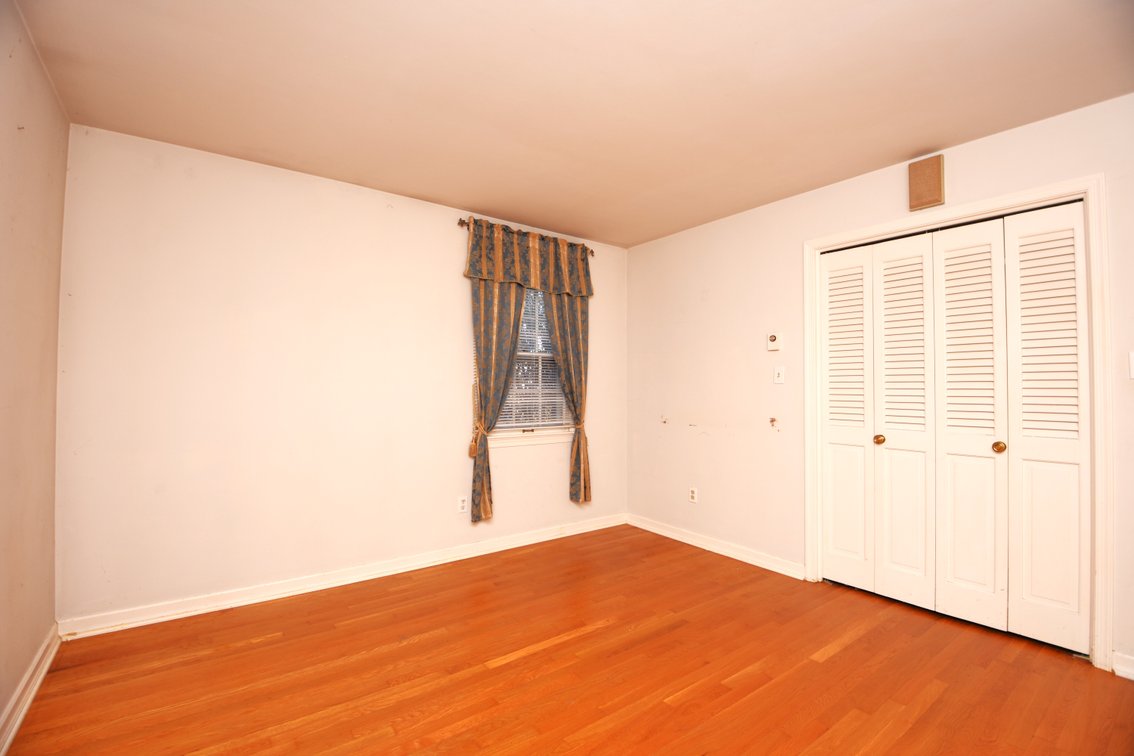 Image for Sold! Real Estate For Auction | 1850 Briarcliff Terrace, Allentown, PA 18103 | March 26, 2026 at 4:00 PM