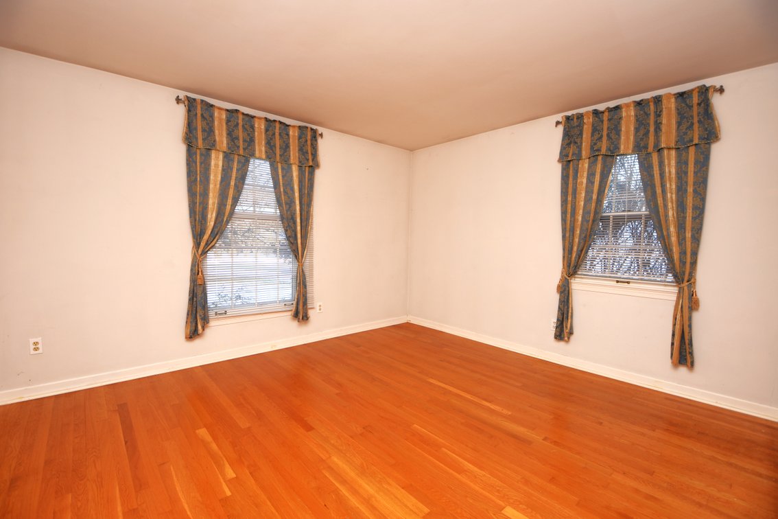 Image for Sold! Real Estate For Auction | 1850 Briarcliff Terrace, Allentown, PA 18103 | March 26, 2026 at 4:00 PM