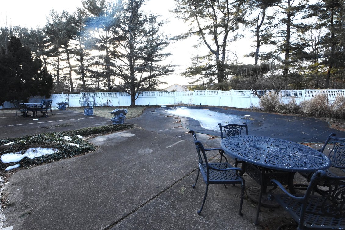 Image for Sold! Real Estate For Auction | 1850 Briarcliff Terrace, Allentown, PA 18103 | March 26, 2026 at 4:00 PM