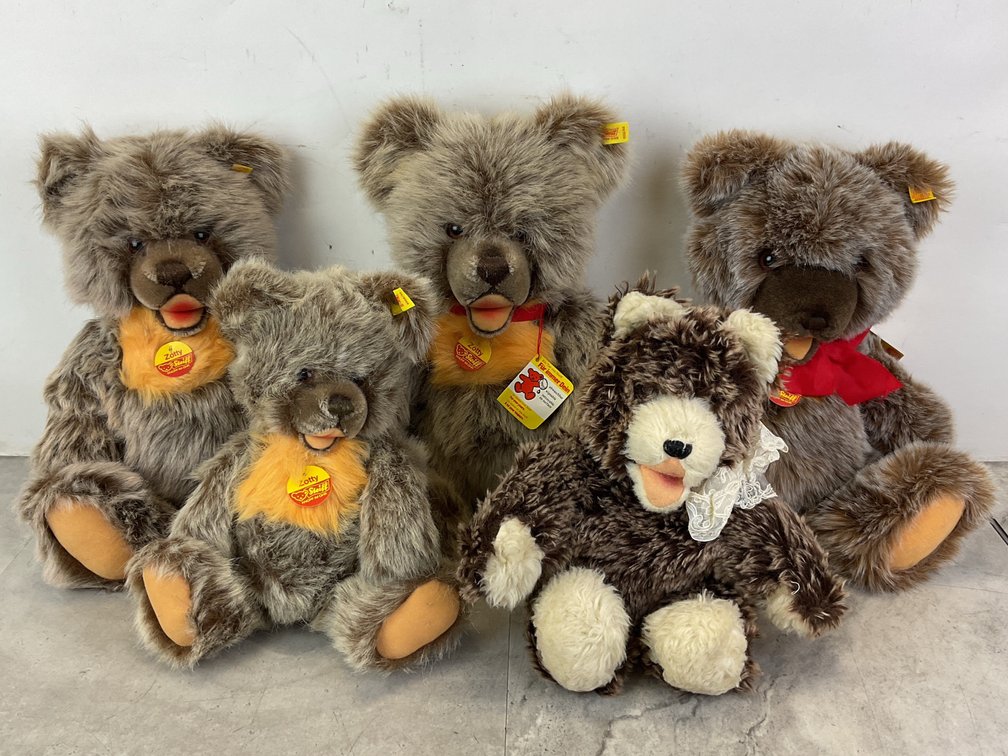 Steiff Teddy Bears