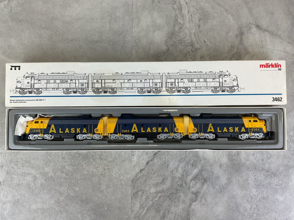 Marklin Alaska Diesel Locomotive Model Train