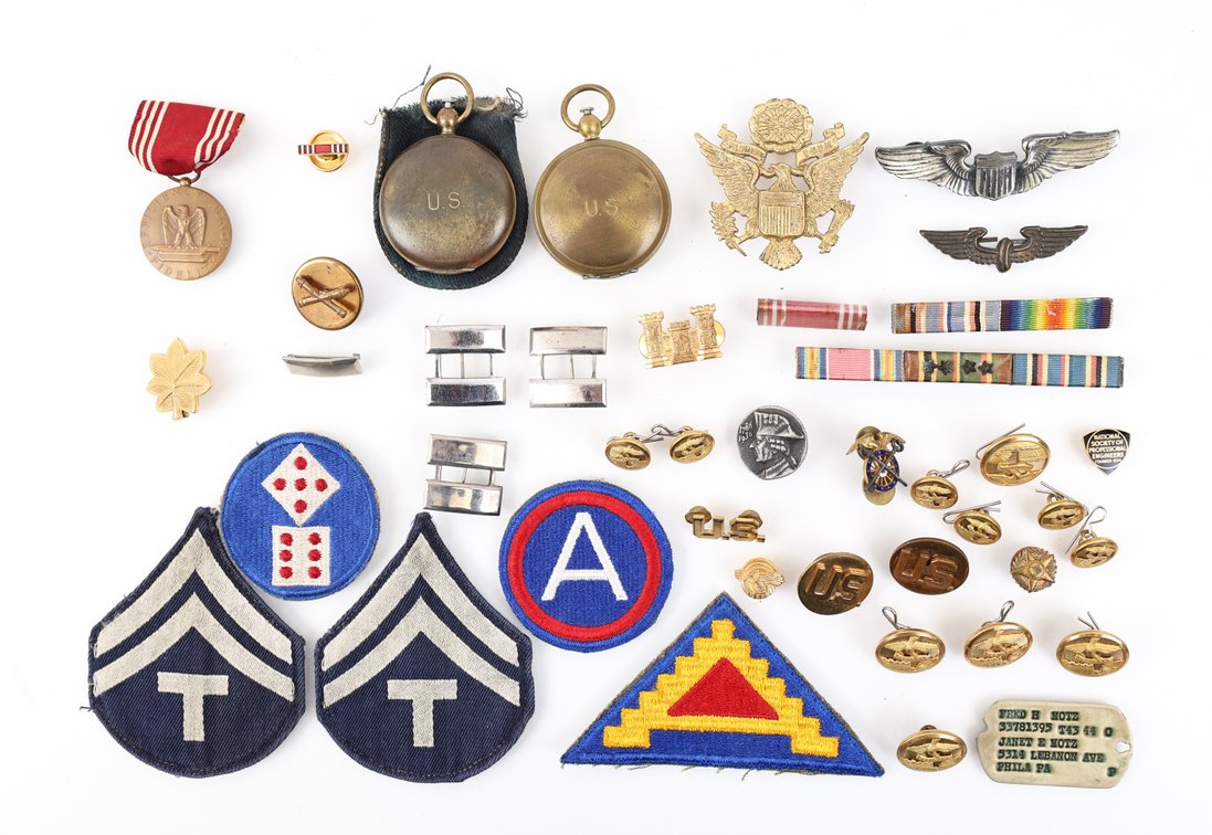 US Military Insignias, Patches, Dog Tag, And More