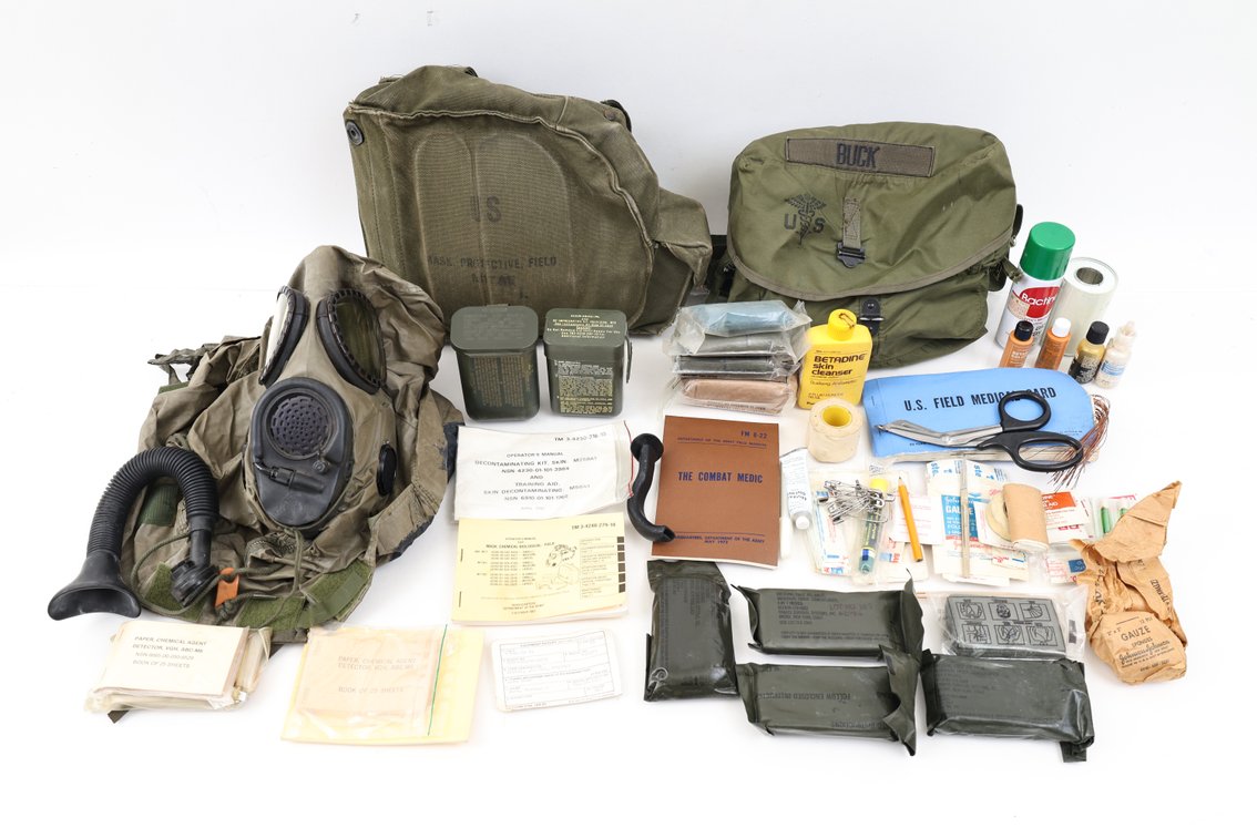 US Military First Aid/Medic Bag And Gas Mask