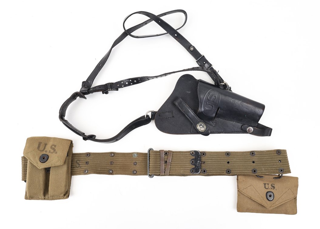 US Pistol Holster Rig, Magazines, And More