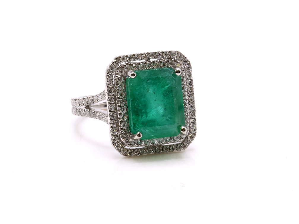 Platinum Emerald Diamond Ring