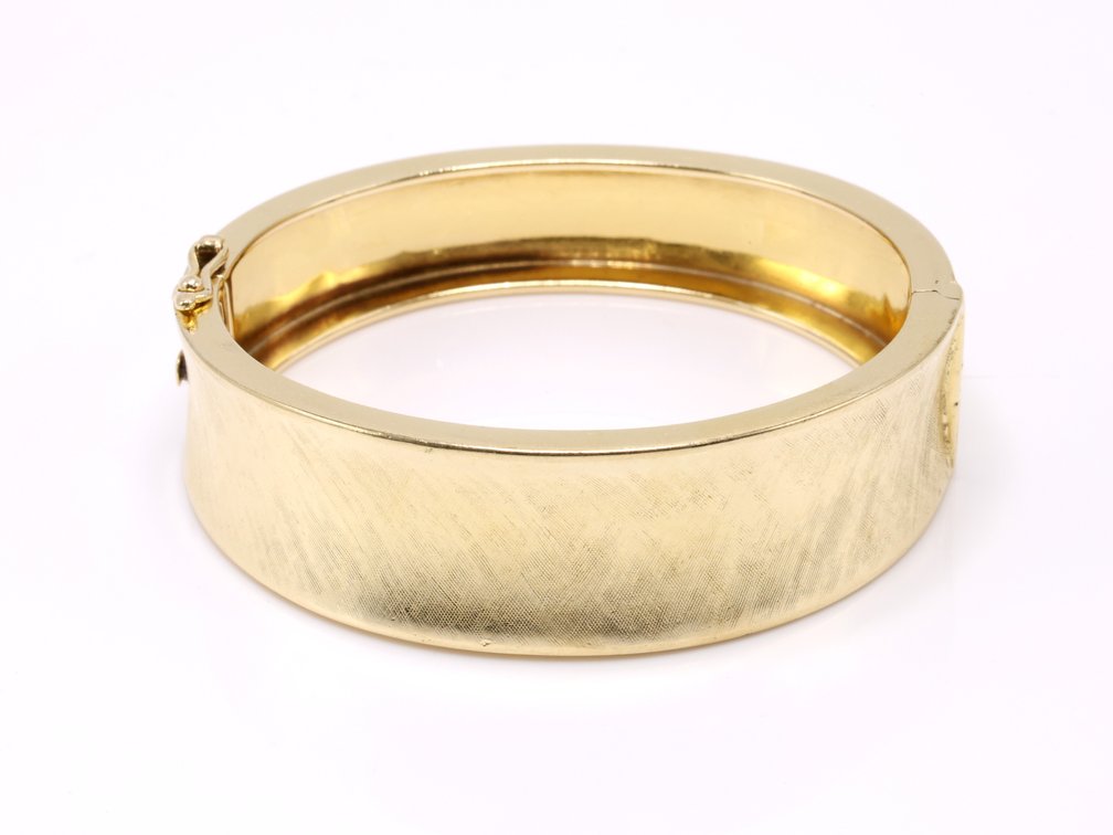14k YG Bangle Bracelet