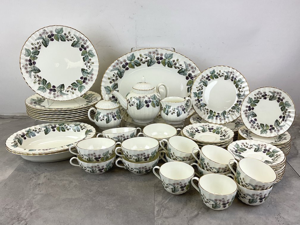 Royal Worcester Dinnerware