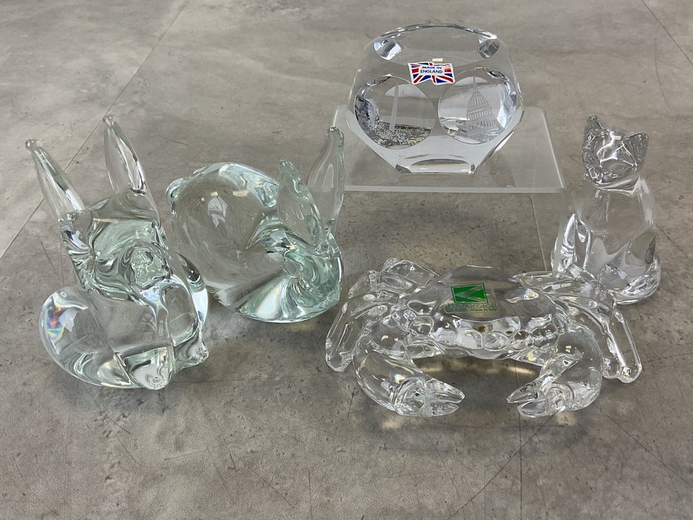 Crystal & Glass Figures