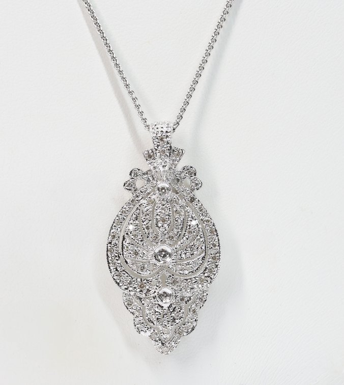 18k WG Diamond Pendant