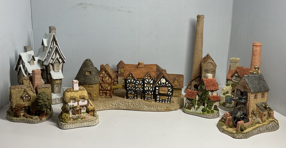 David Winter Miniature Cottages