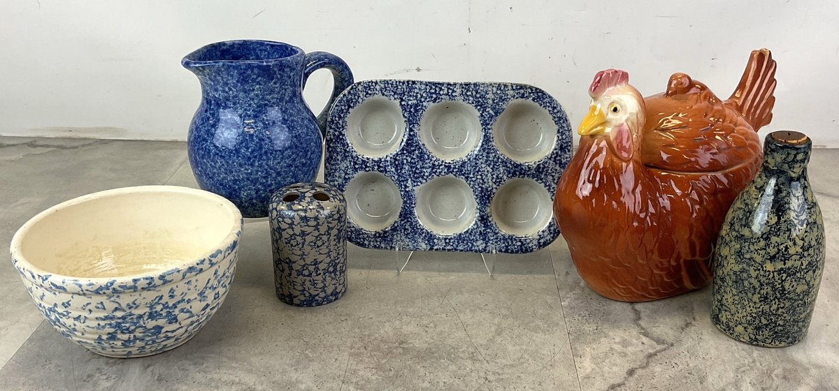 Spongeware & Vintage Kitchen Collectibles