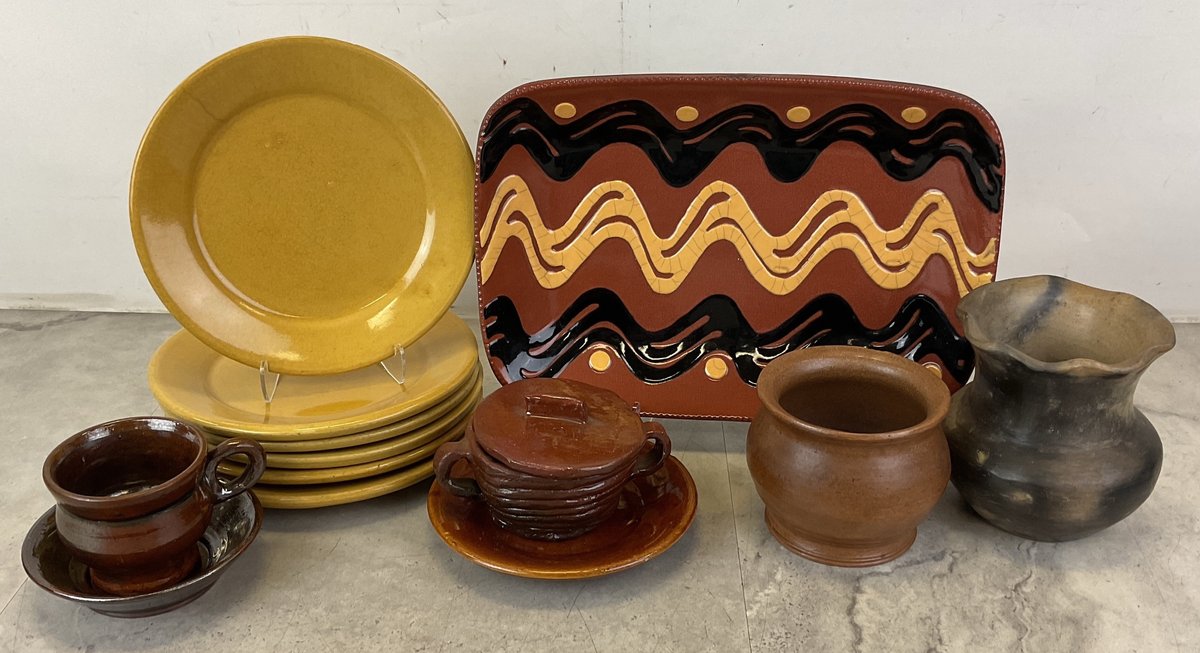 Assorted Earthenware