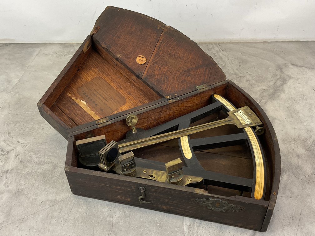 Antique Octant