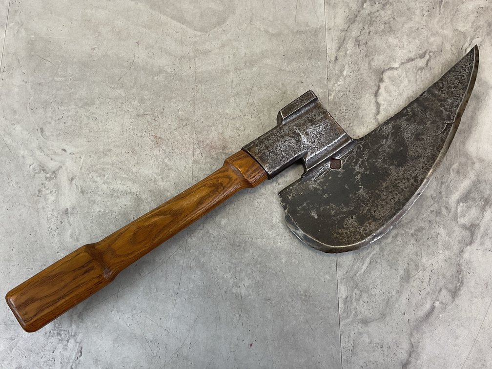 Goosewing Broad Axe