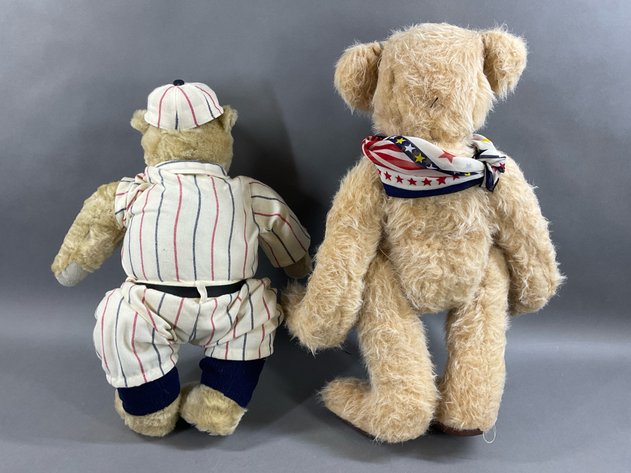 Image for LOT OF BEARS.