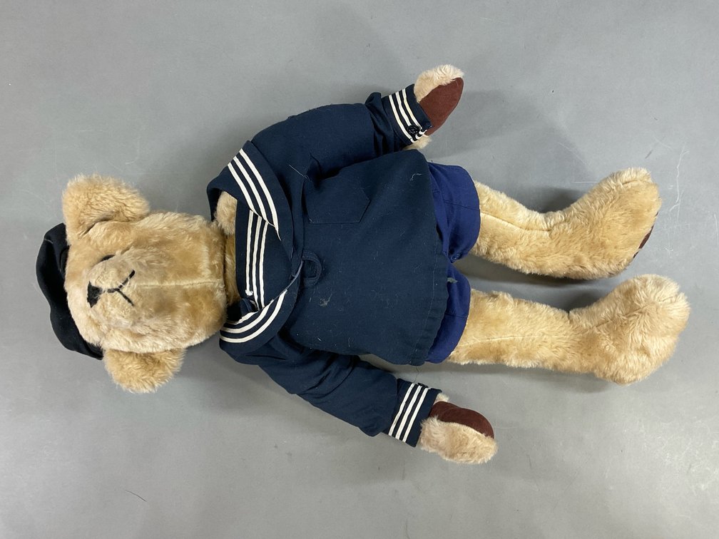 Image for LOT OF BEARS.