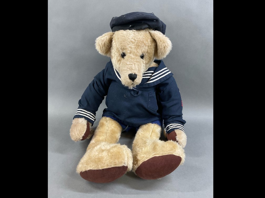 Image for LOT OF BEARS.