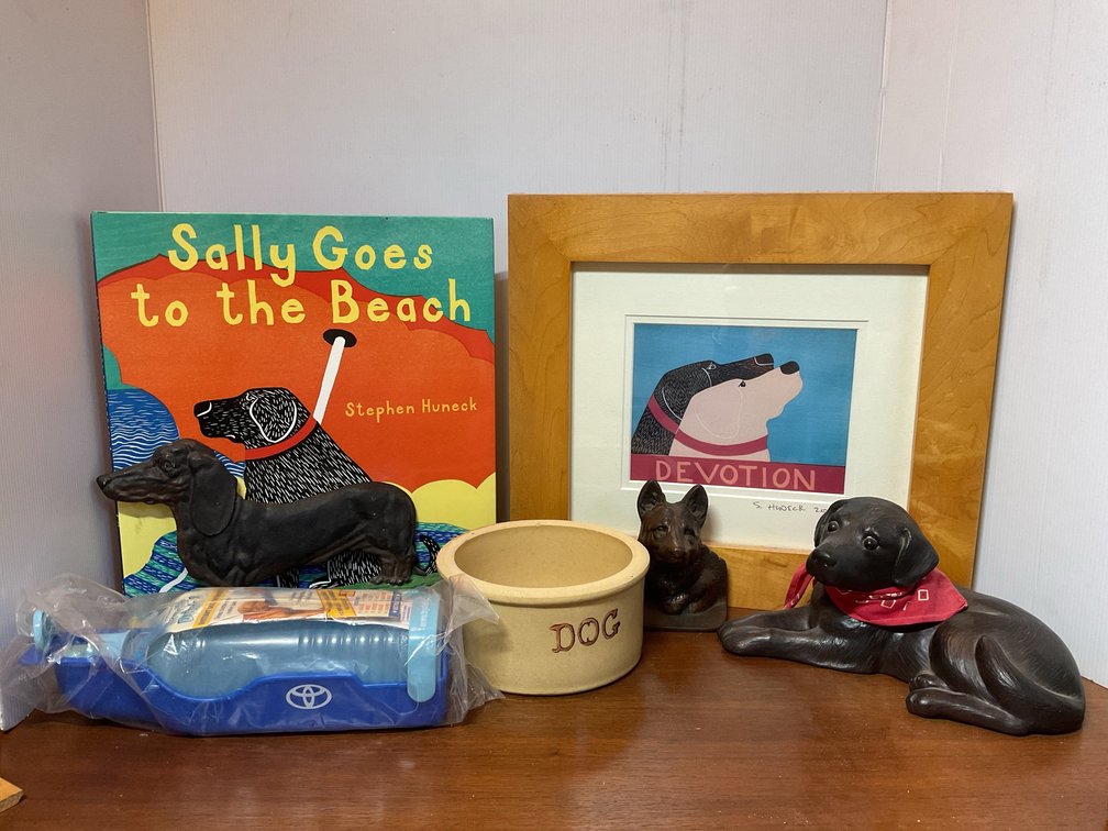 Stephen Huneck Art & Dog Collectibles