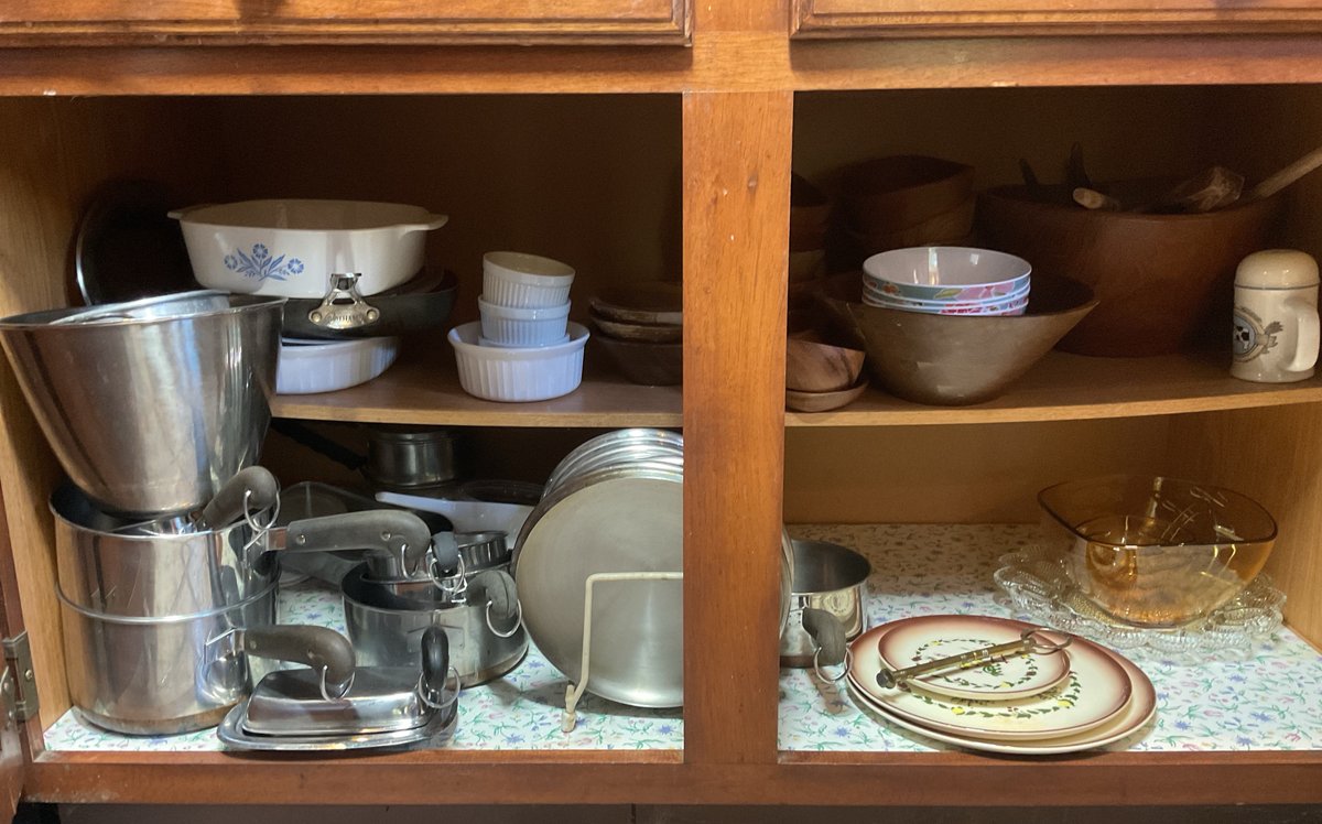 Assorted Kitchenware