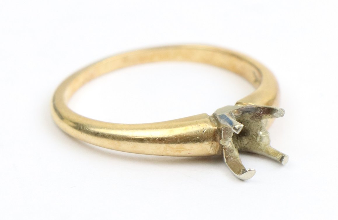 14k YG Ring