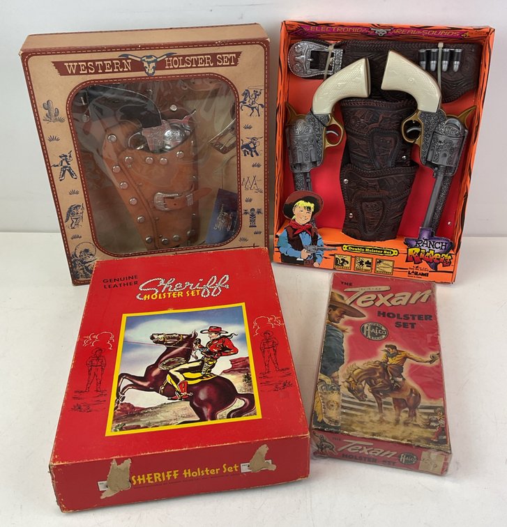 Collector Vintage Cap Guns And Holsters
