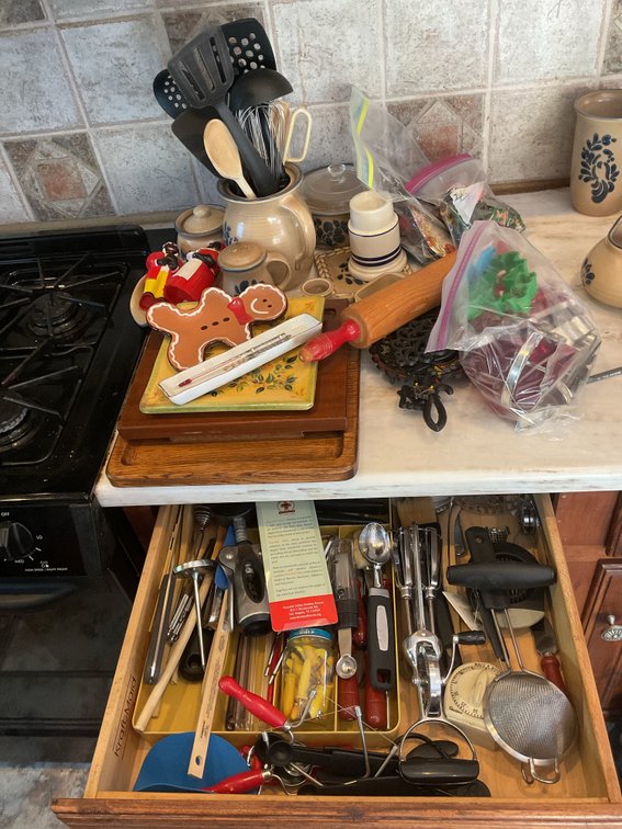 Pfaltzgraff Stoneware & Kitchenware