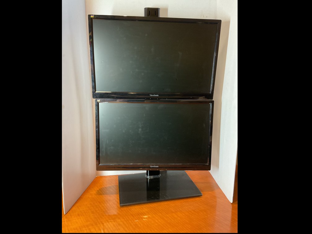 ViewSonic Stackable Monitors On Stand