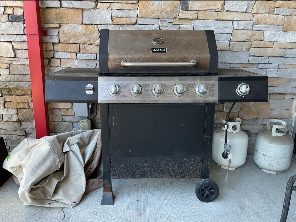Dyna-Glo Gas Grill
