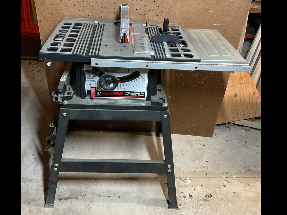 Skilsaw Table Saw