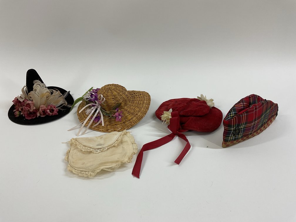 Image for LOT OF DOLLS/OTHER.