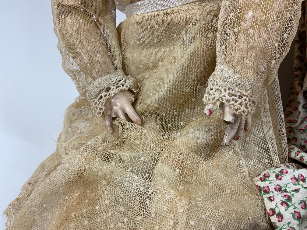 Image for ANTIQUE BISQUE DOLLS.