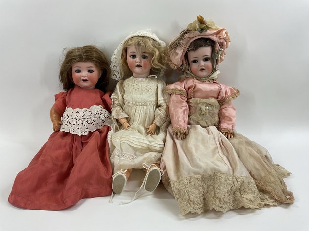 Image for ANTIQUE BISQUE DOLLS.