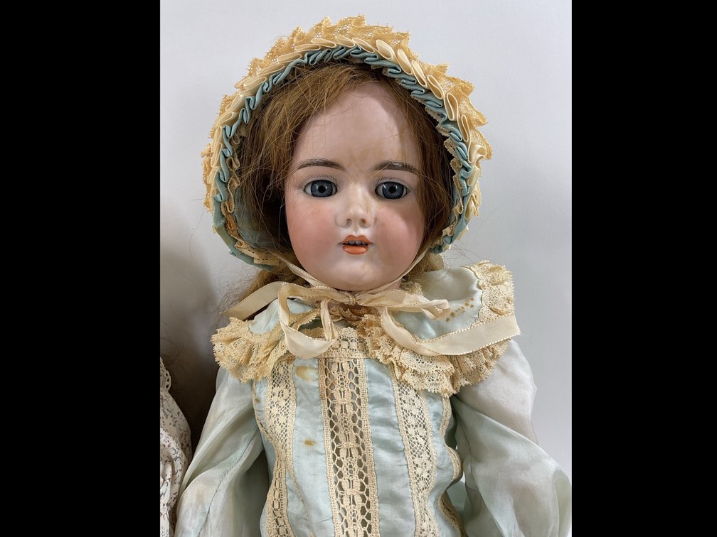 Image for ANTIQUE BISQUE DOLLS.