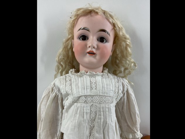 Image for GERMAN BISQUE DOLLS.