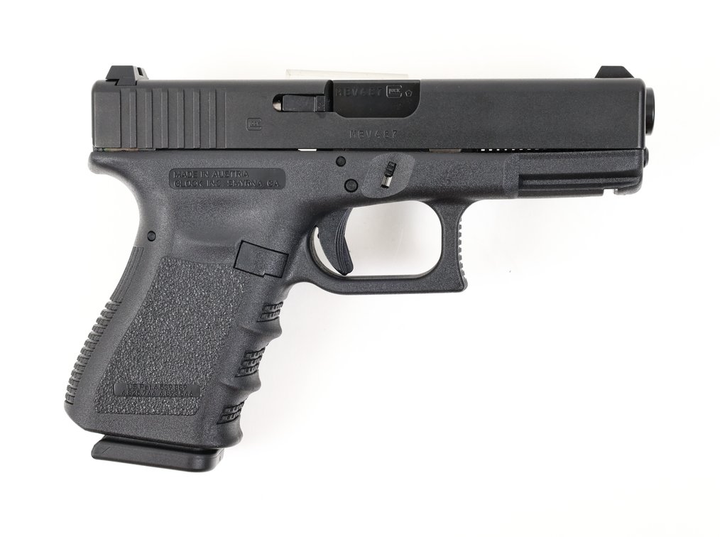 Glock Model 23 Semi-Automatic Pistol