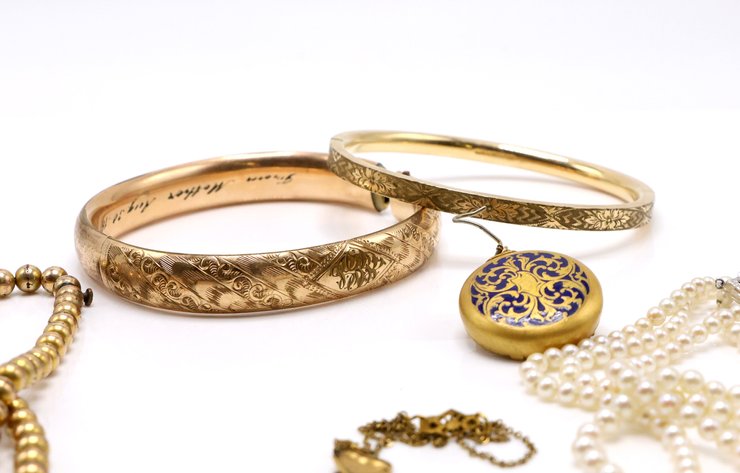 Image for 14k WG Clasp & Costume Jewelry