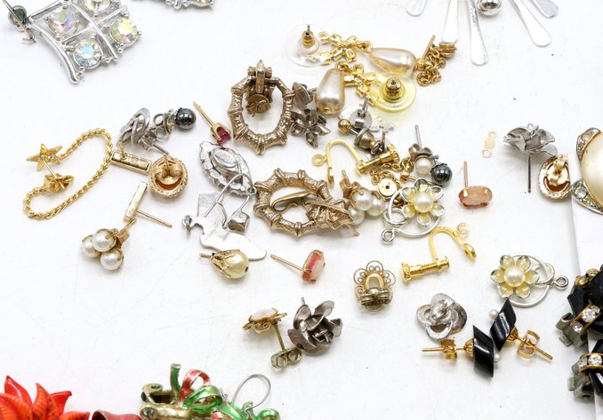 Image for Costume Earrings